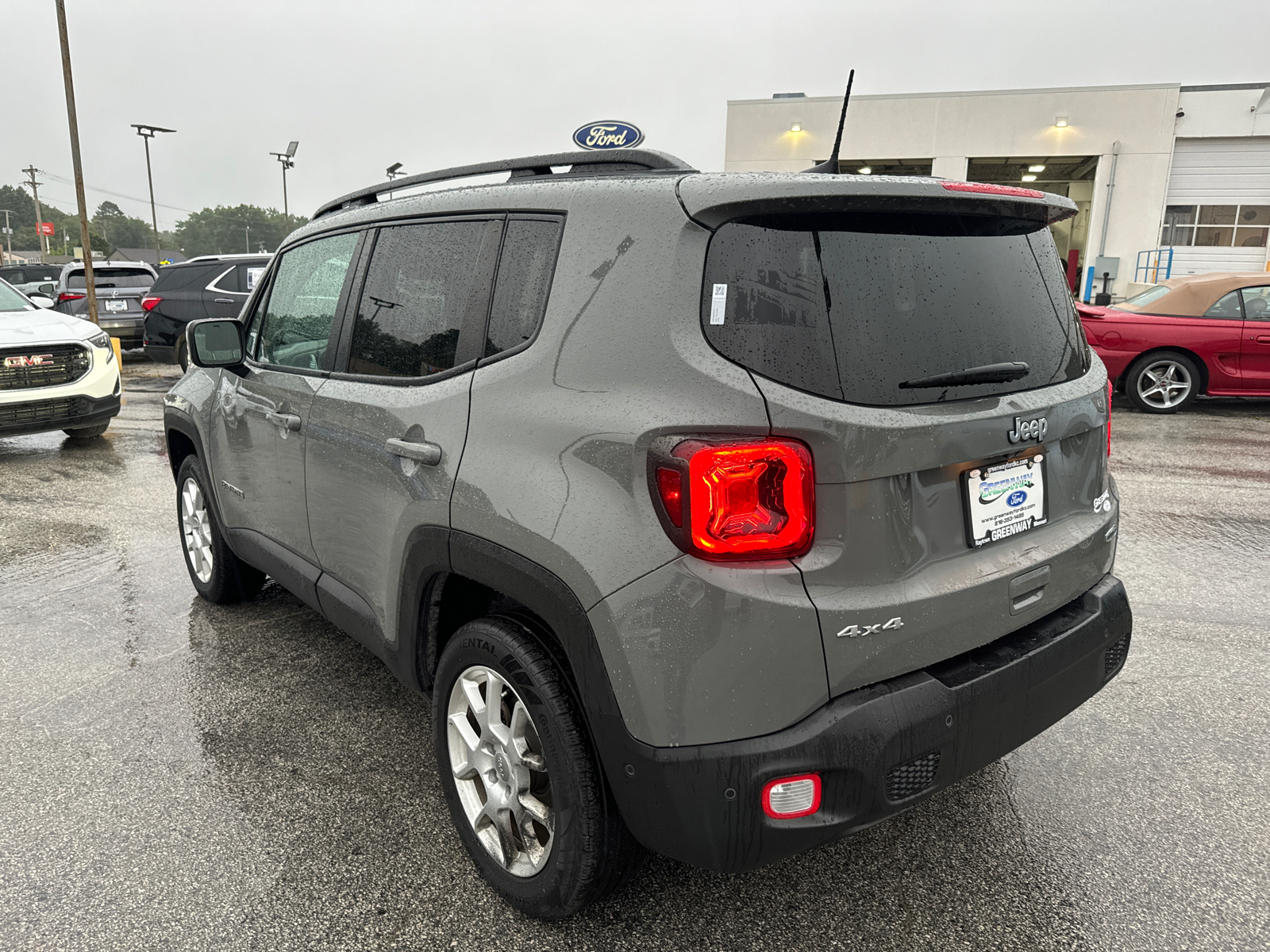 2021 Jeep Renegade Latitude 27