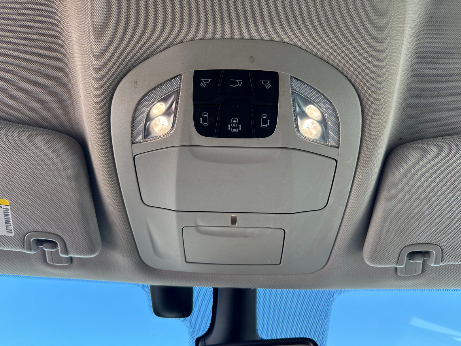 2021 Chrysler Pacifica Hybrid Touring L 17