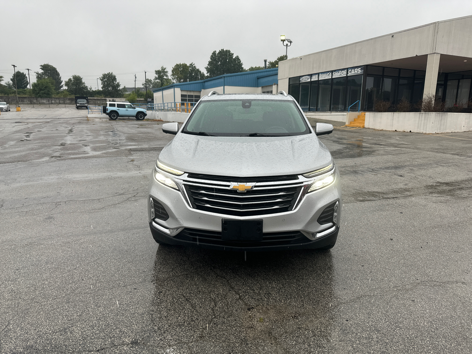 2022 Chevrolet Equinox Premier 2