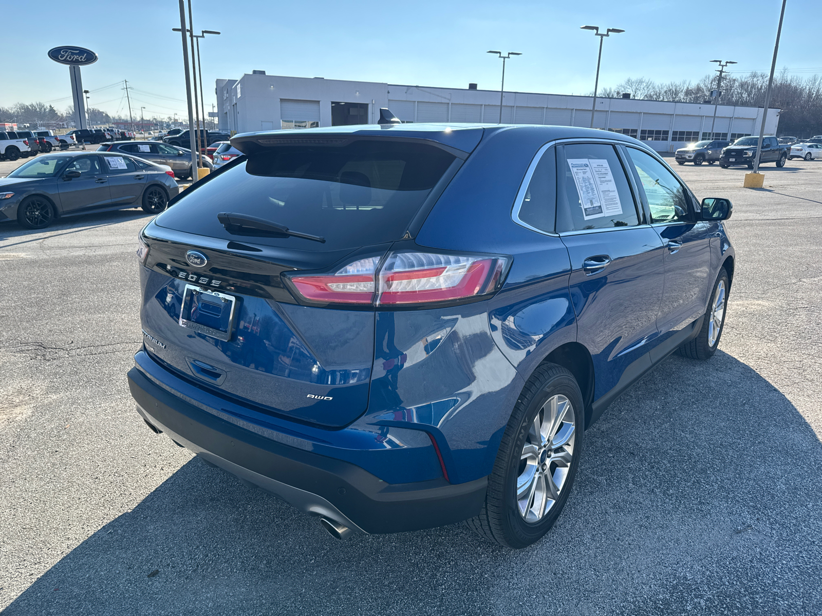 2022 Ford Edge Titanium 28