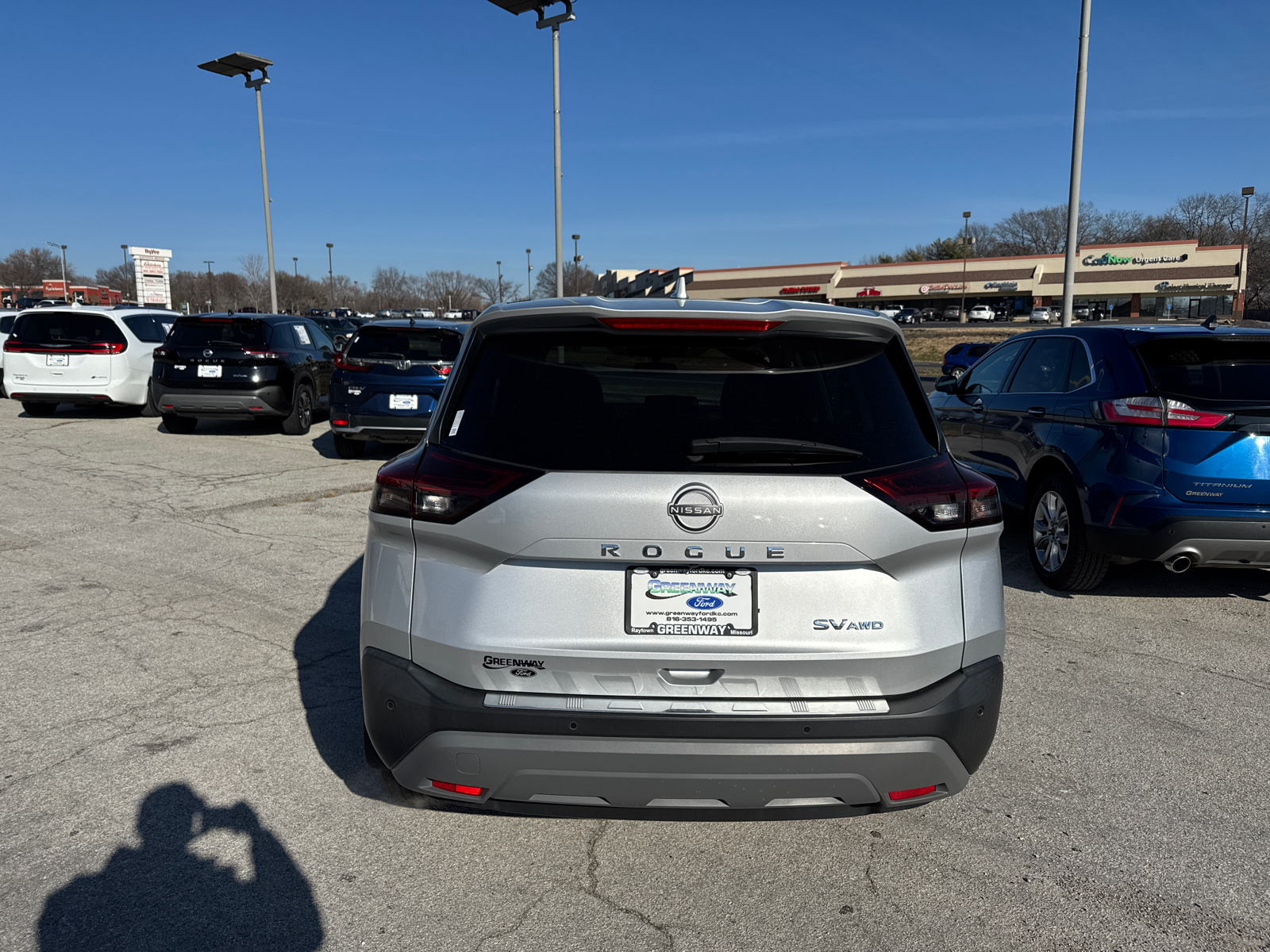 2022 Nissan Rogue SV 27