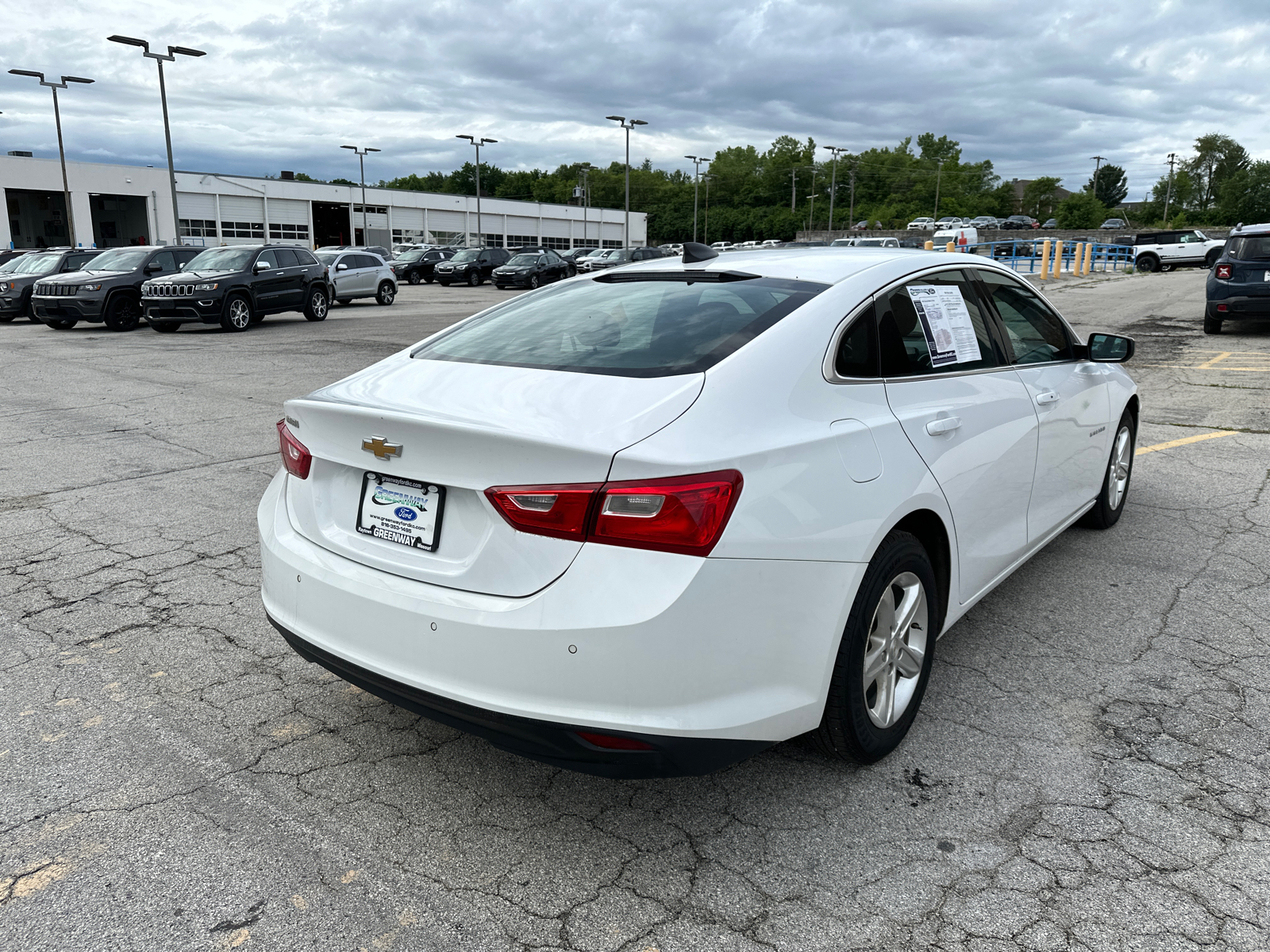 2022 Chevrolet Malibu LS 29