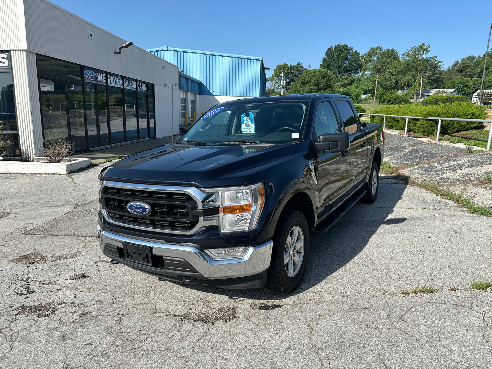 2022 Ford F-150 XLT 3