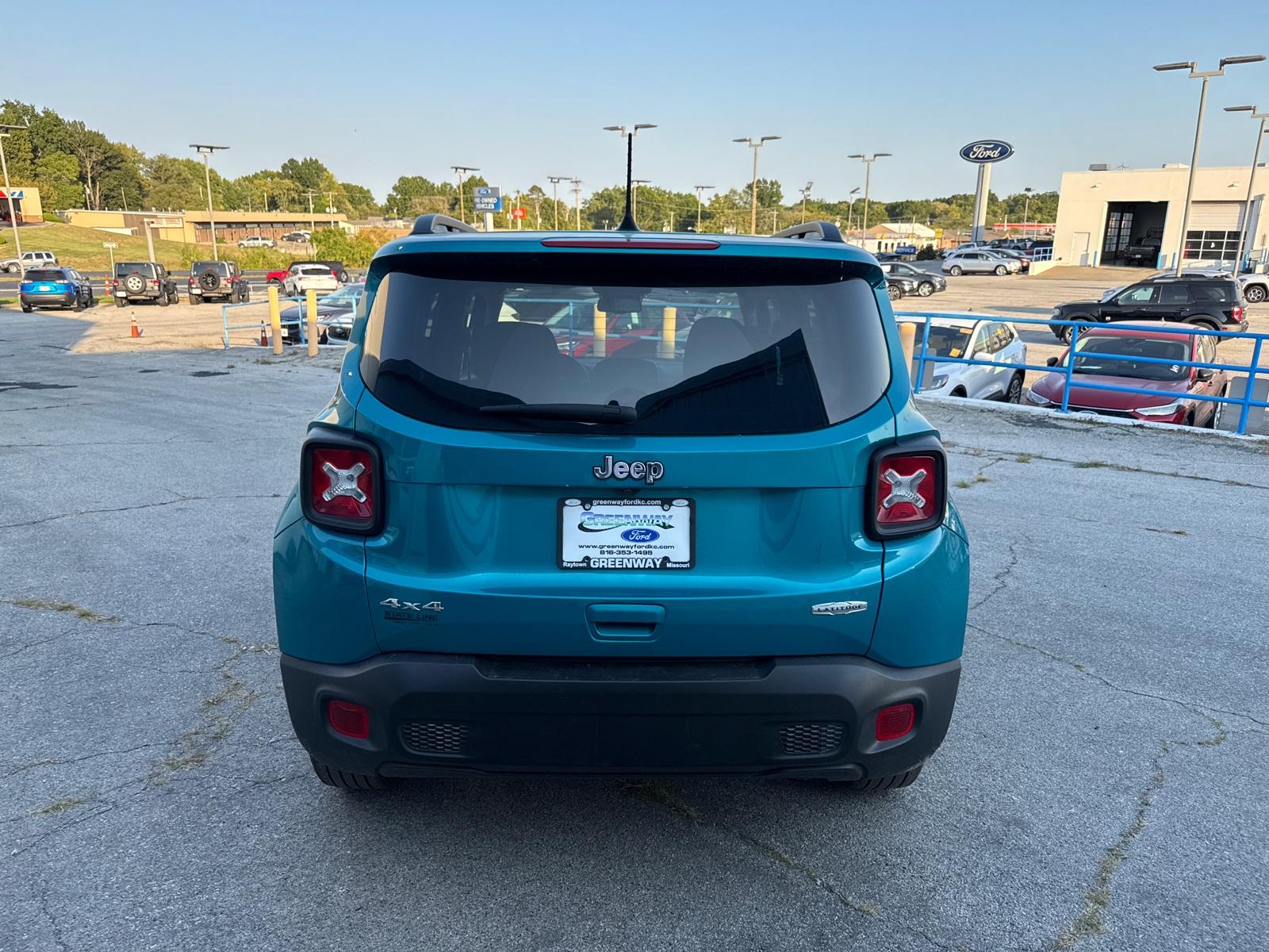 2022 Jeep Renegade Latitude 28