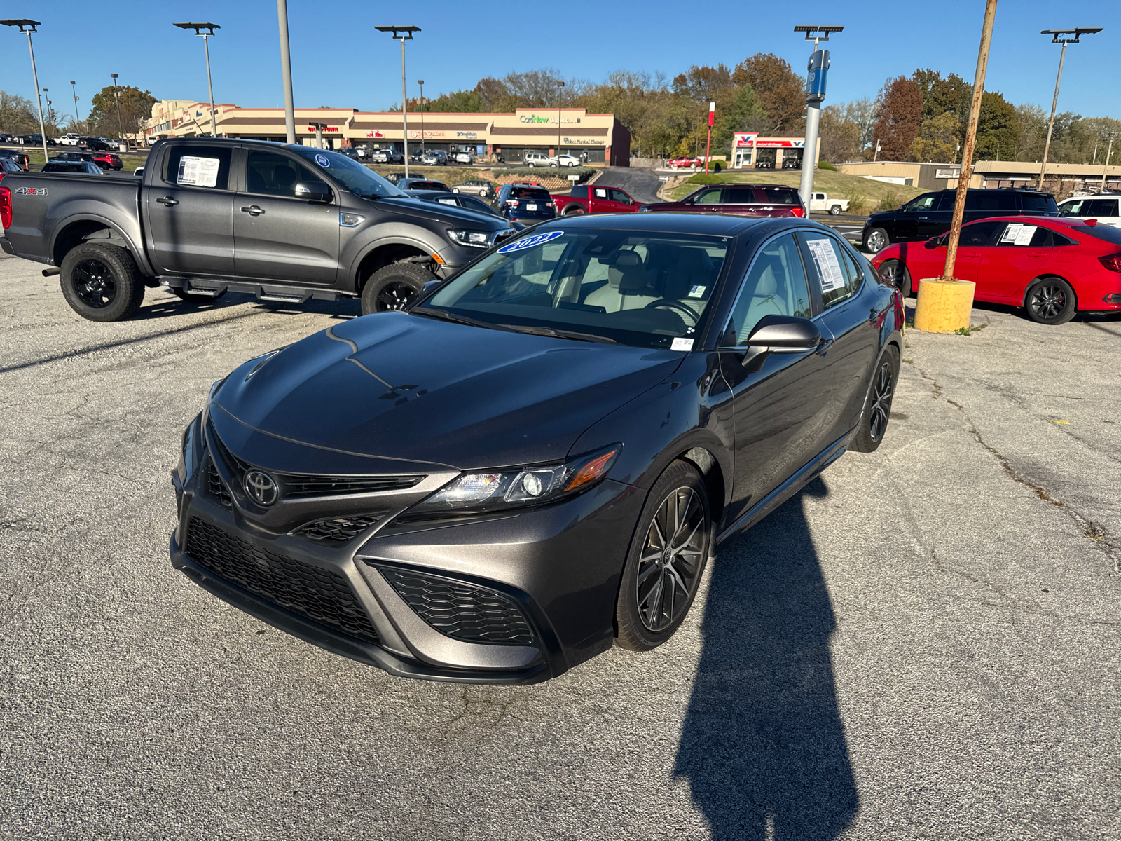 2022 Toyota Camry SE 3