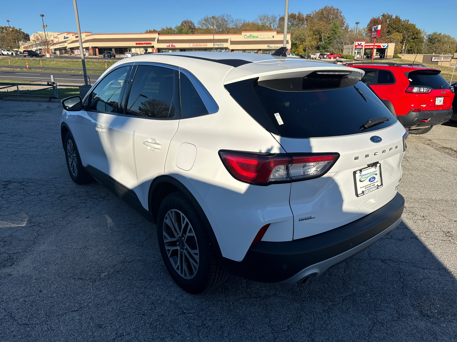 2022 Ford Escape SEL Hybrid 28