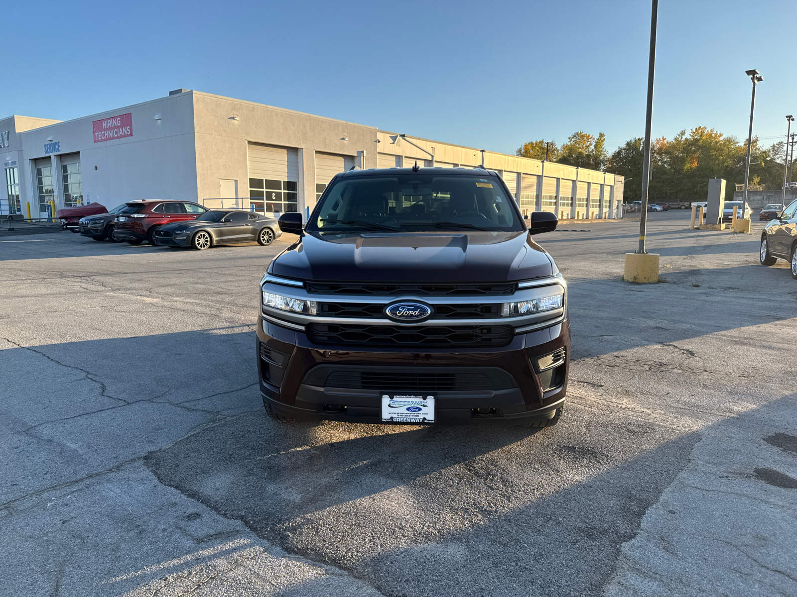 2023 Ford Expedition XLT 2