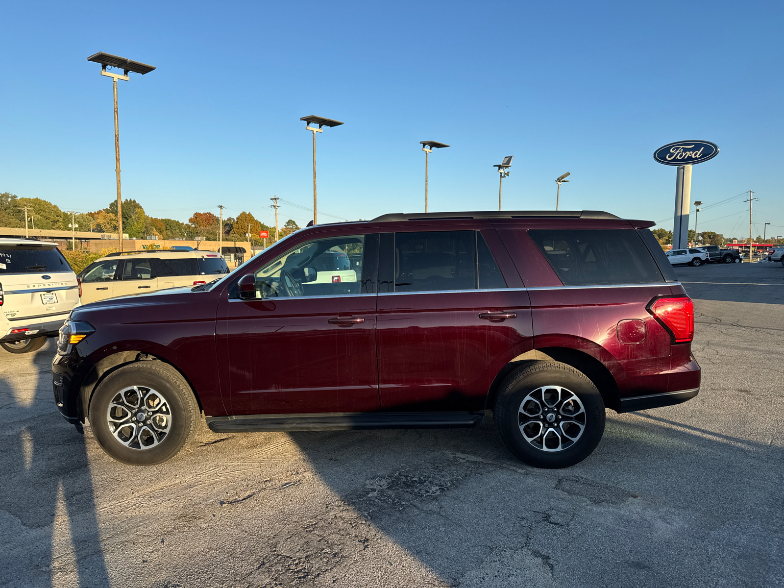 2023 Ford Expedition XLT 4