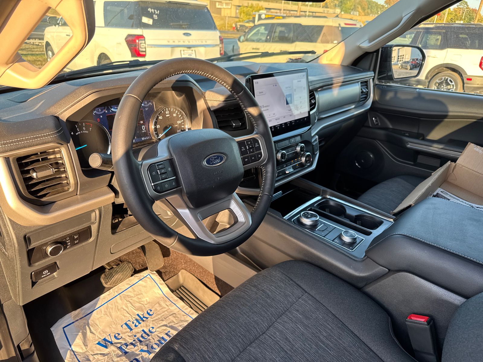 2023 Ford Expedition XLT 19