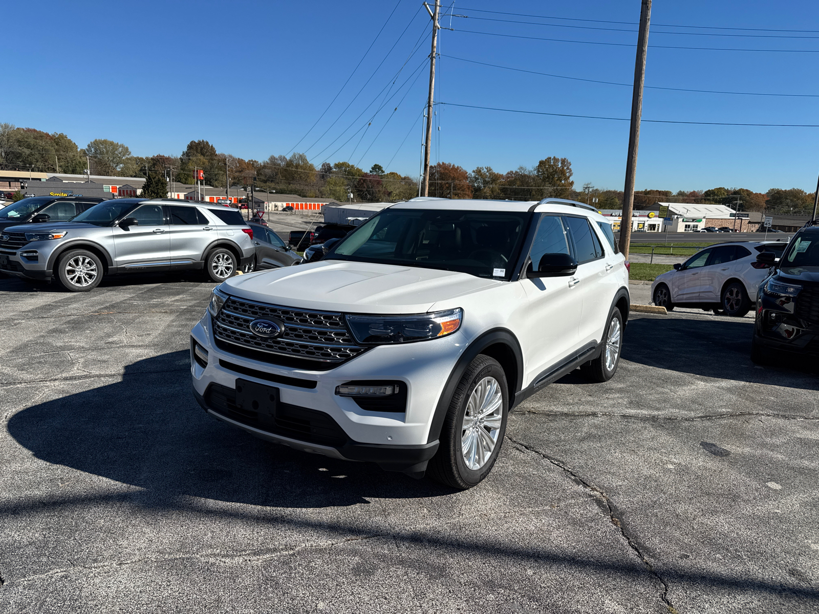 2023 Ford Explorer Limited 3