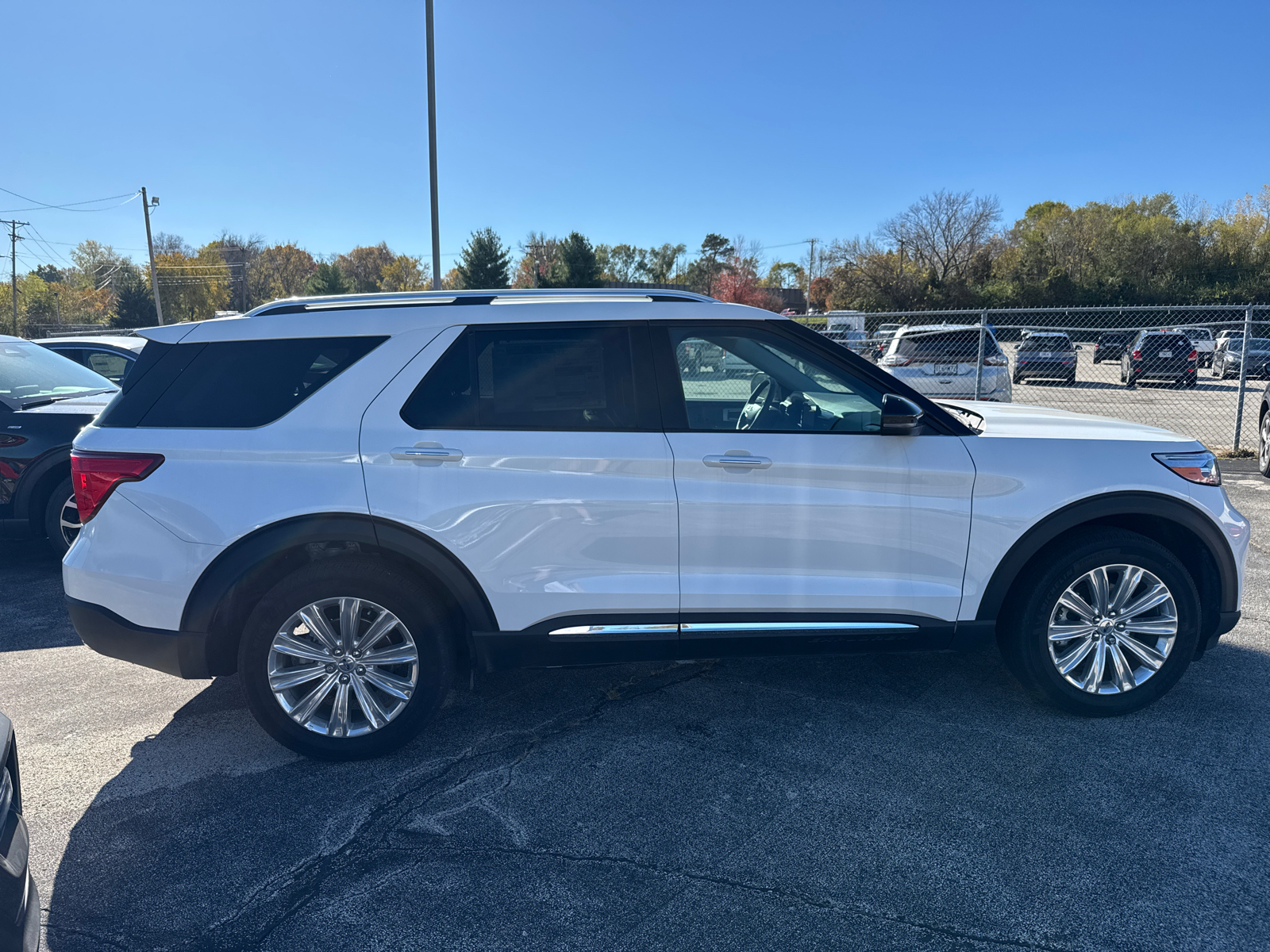 2023 Ford Explorer Limited 33