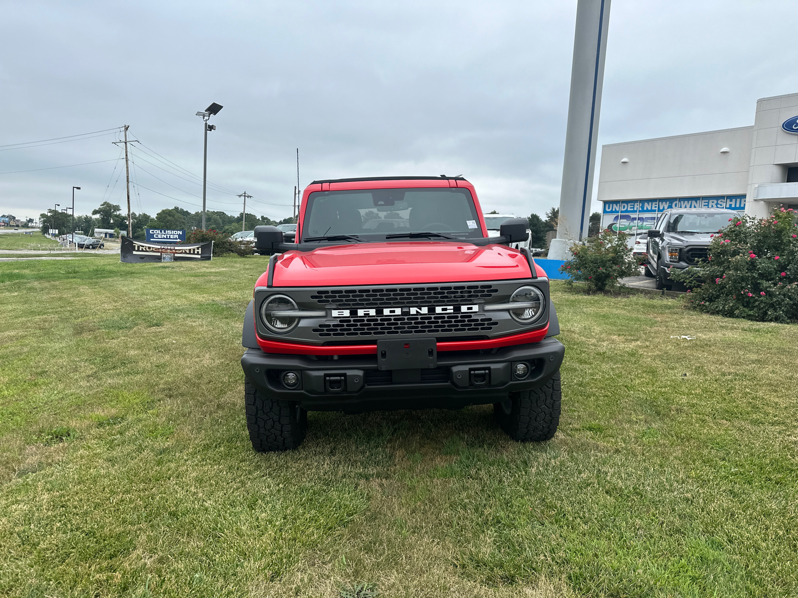 2023 Ford Bronco Badlands 2