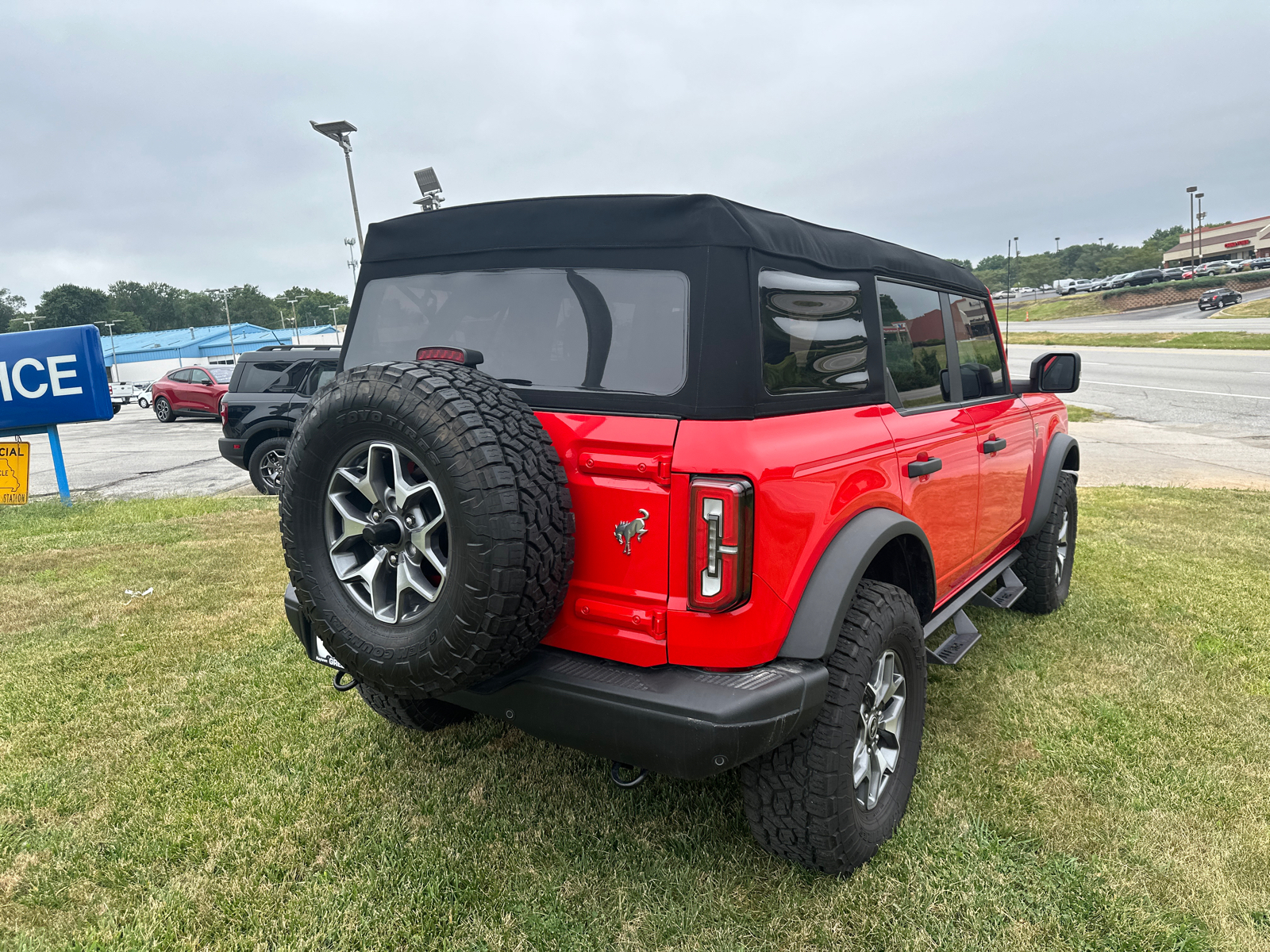 2023 Ford Bronco Badlands 31