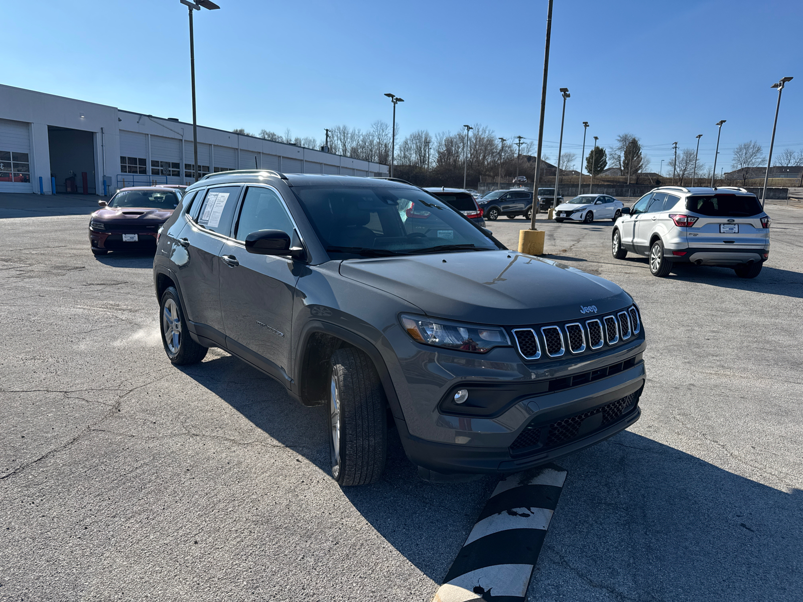 2023 Jeep Compass Latitude 1