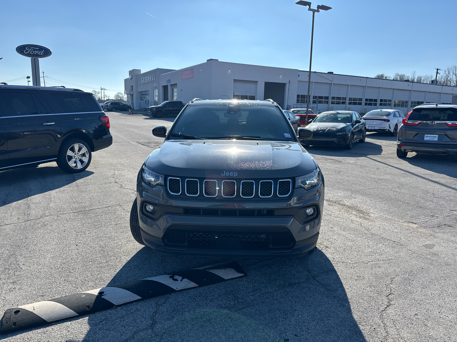 2023 Jeep Compass Latitude 2