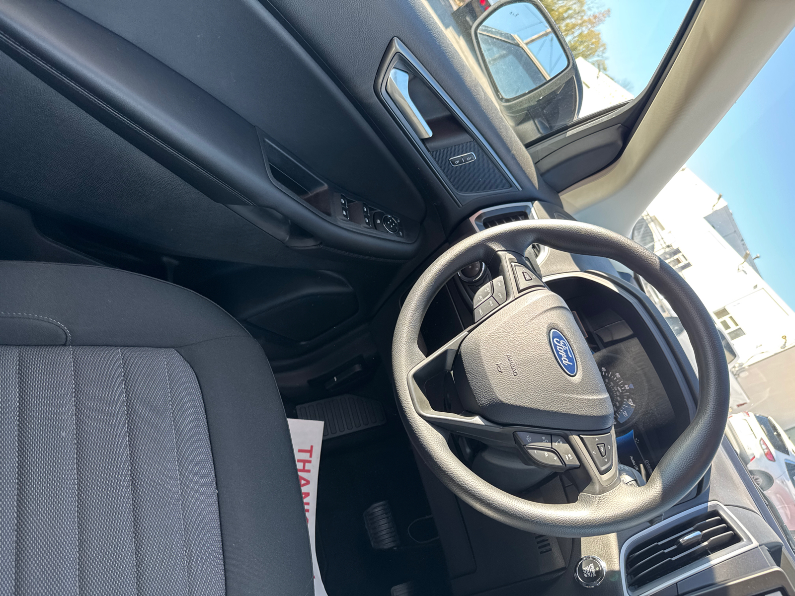 2024 Ford Edge SE 22