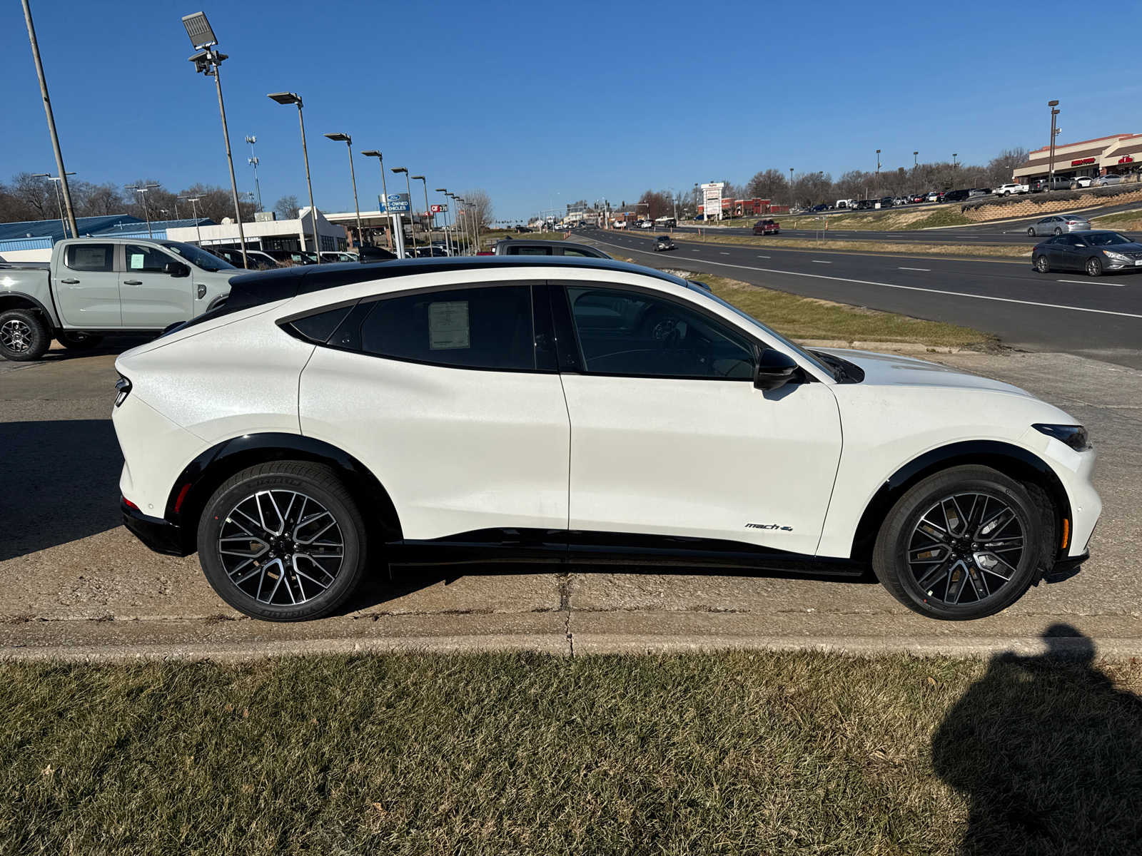 2024 Ford Escape ST-Line 60