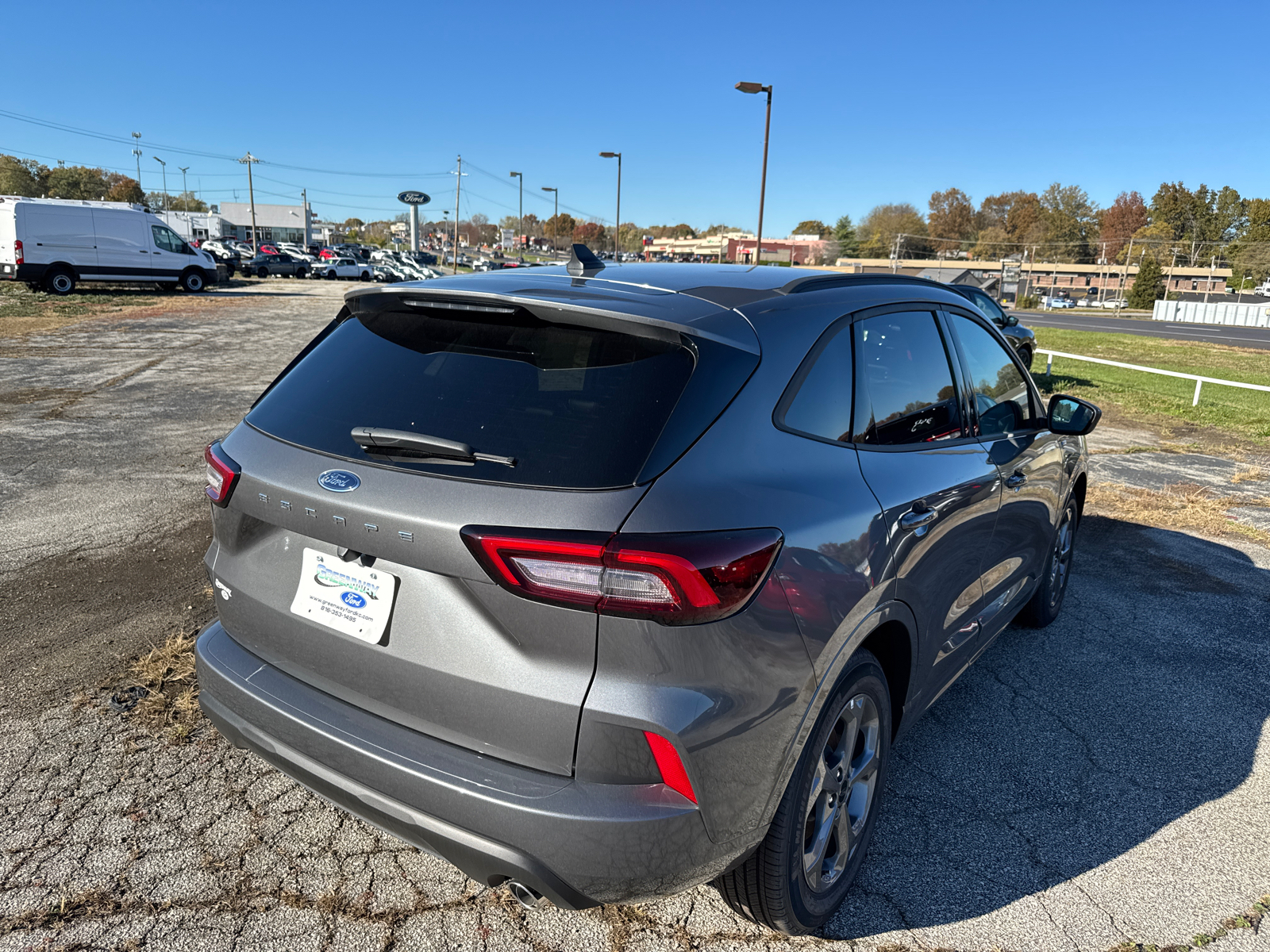 2024 Ford Escape ST-Line 30