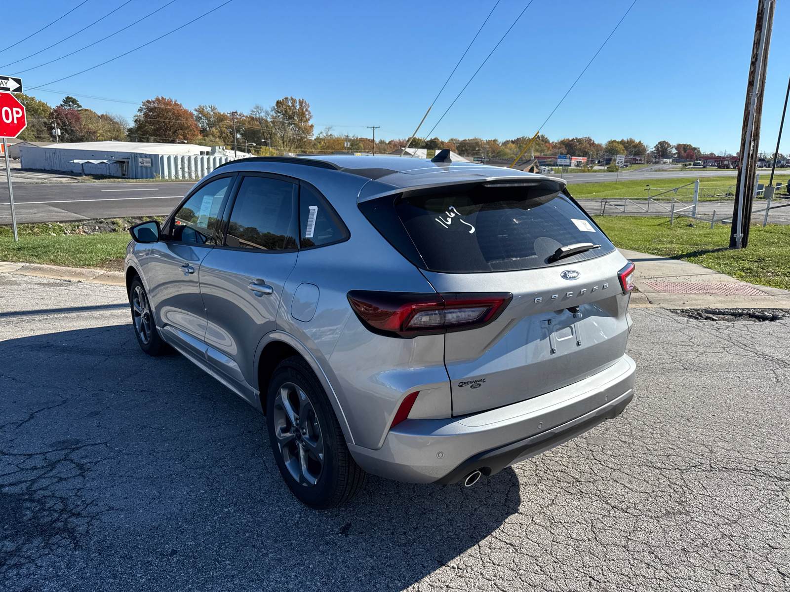 2024 Ford Escape ST-Line 27