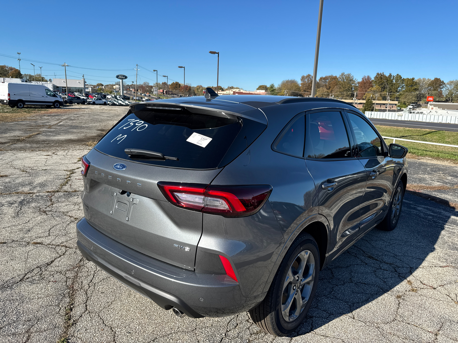 2024 Ford Escape ST-Line 29