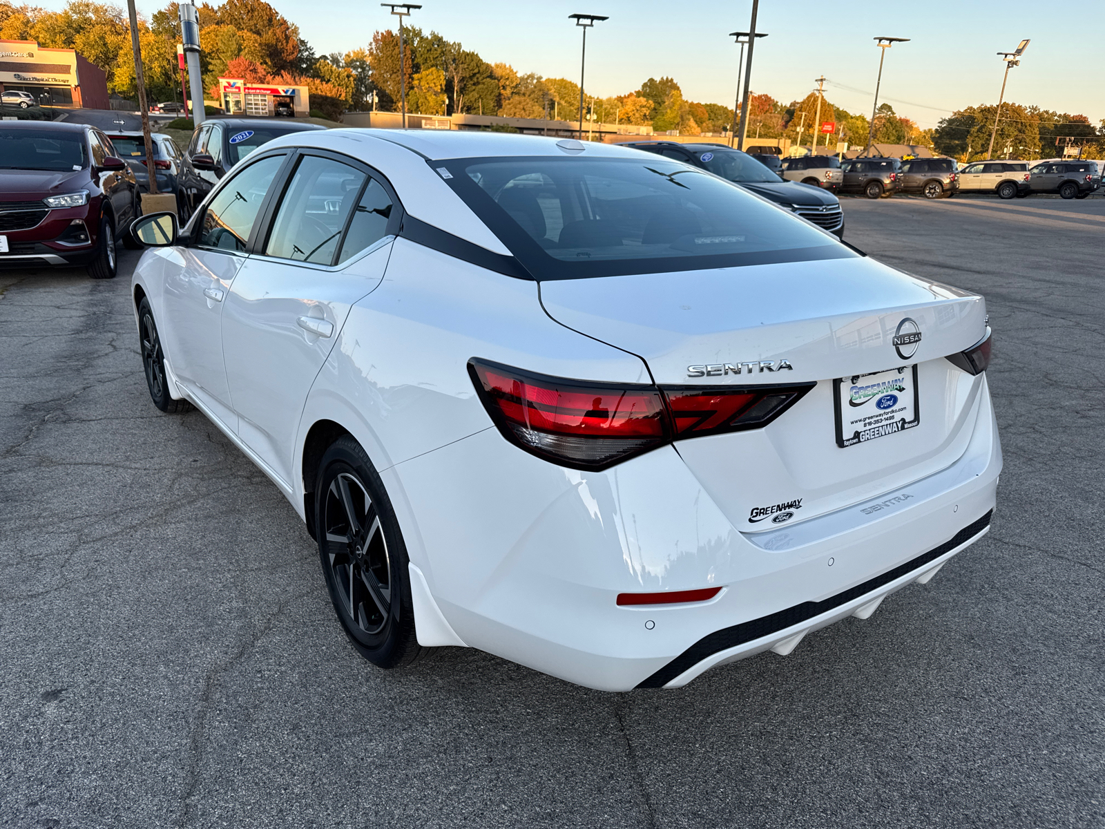 2024 Nissan Sentra SV 27