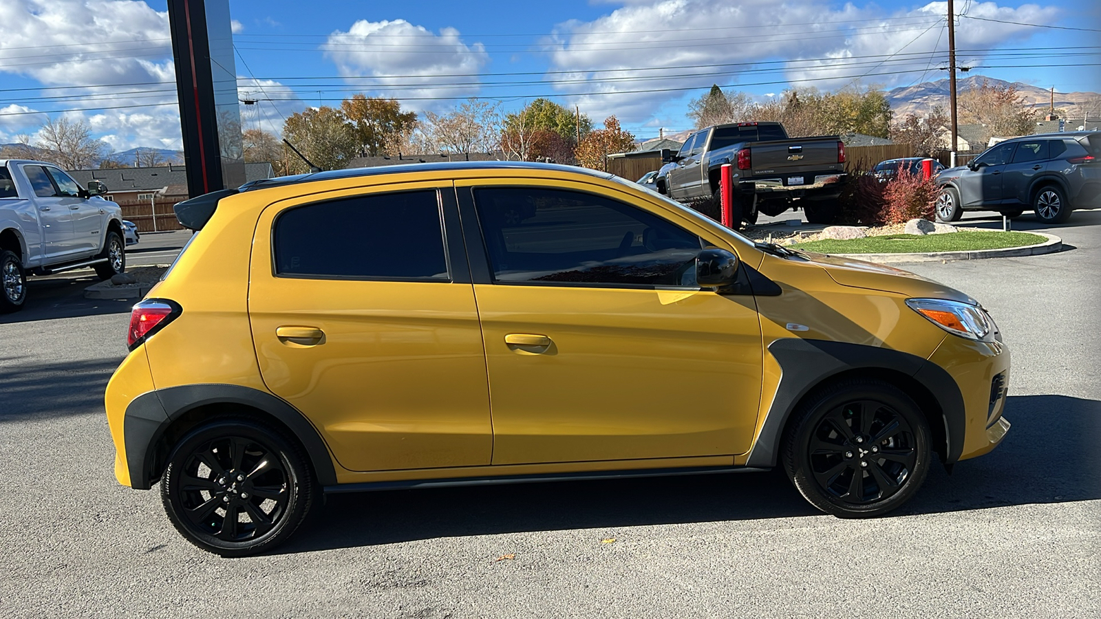 2023 Mitsubishi Mirage Black Edition 2