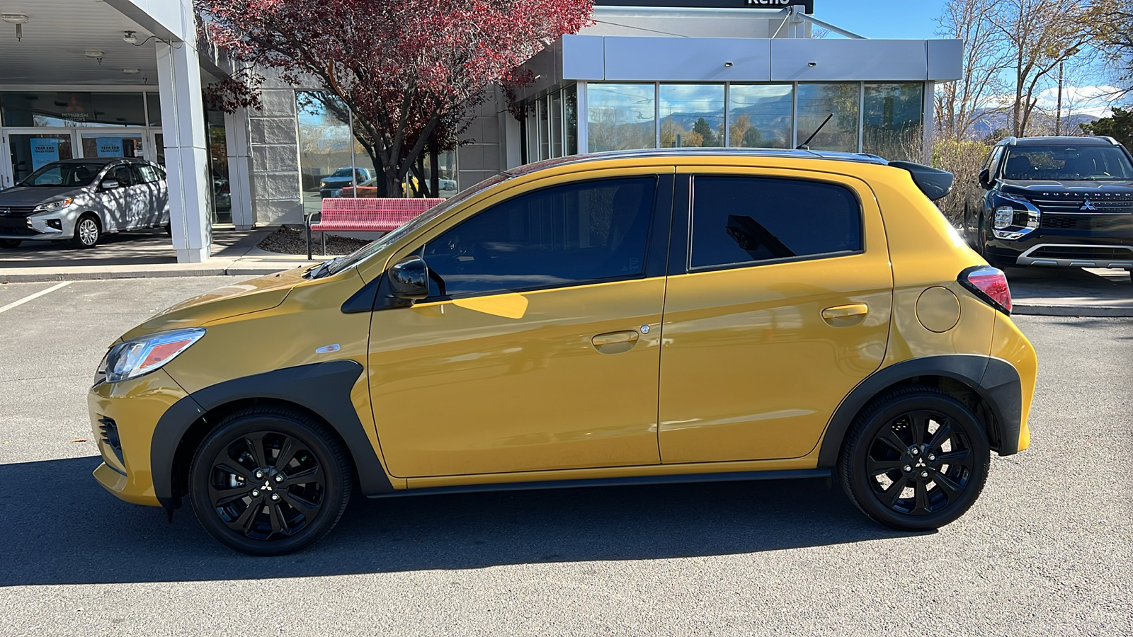 2023 Mitsubishi Mirage Black Edition 6