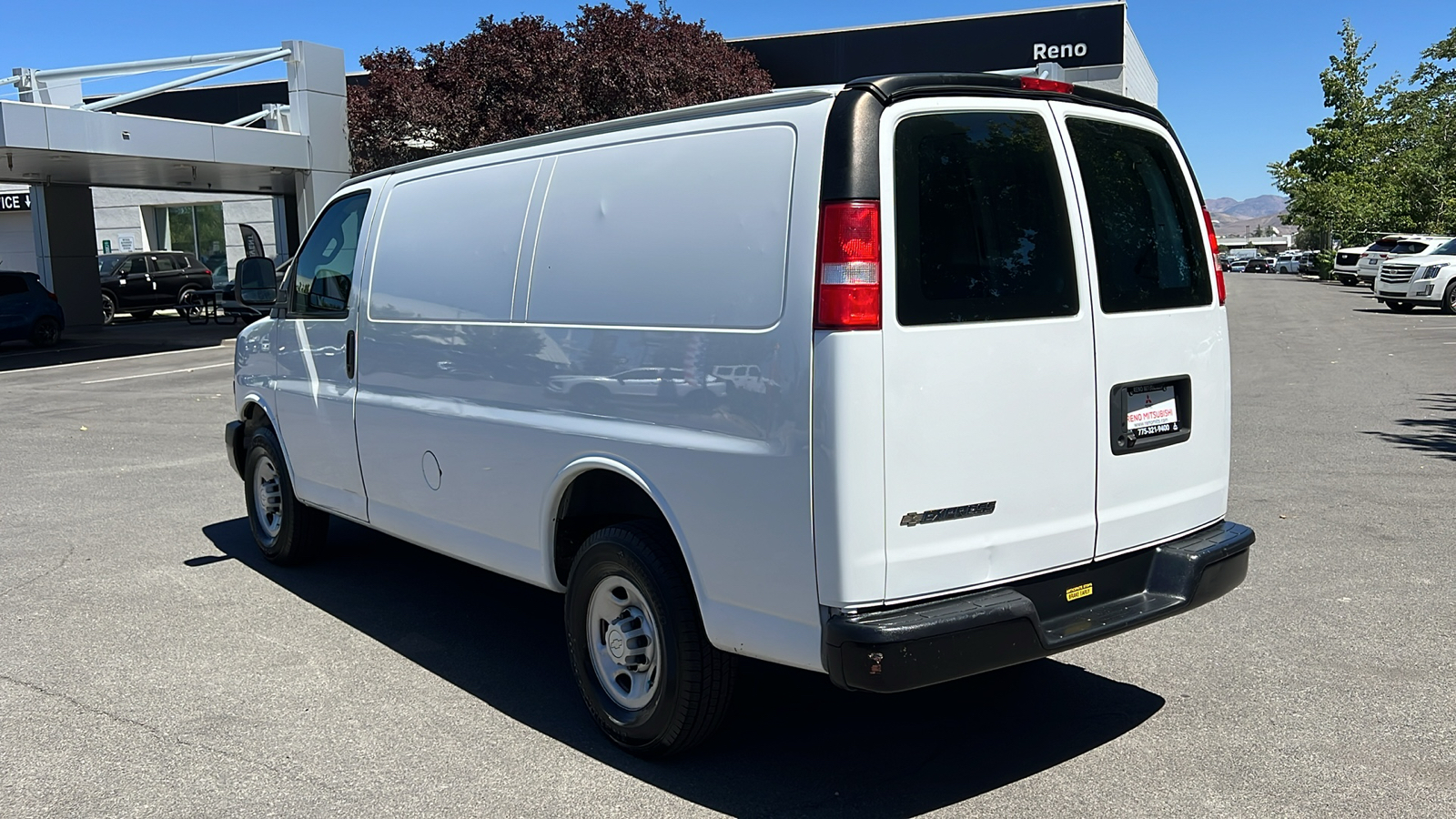 2018 Chevrolet Express Cargo Van 2500 5