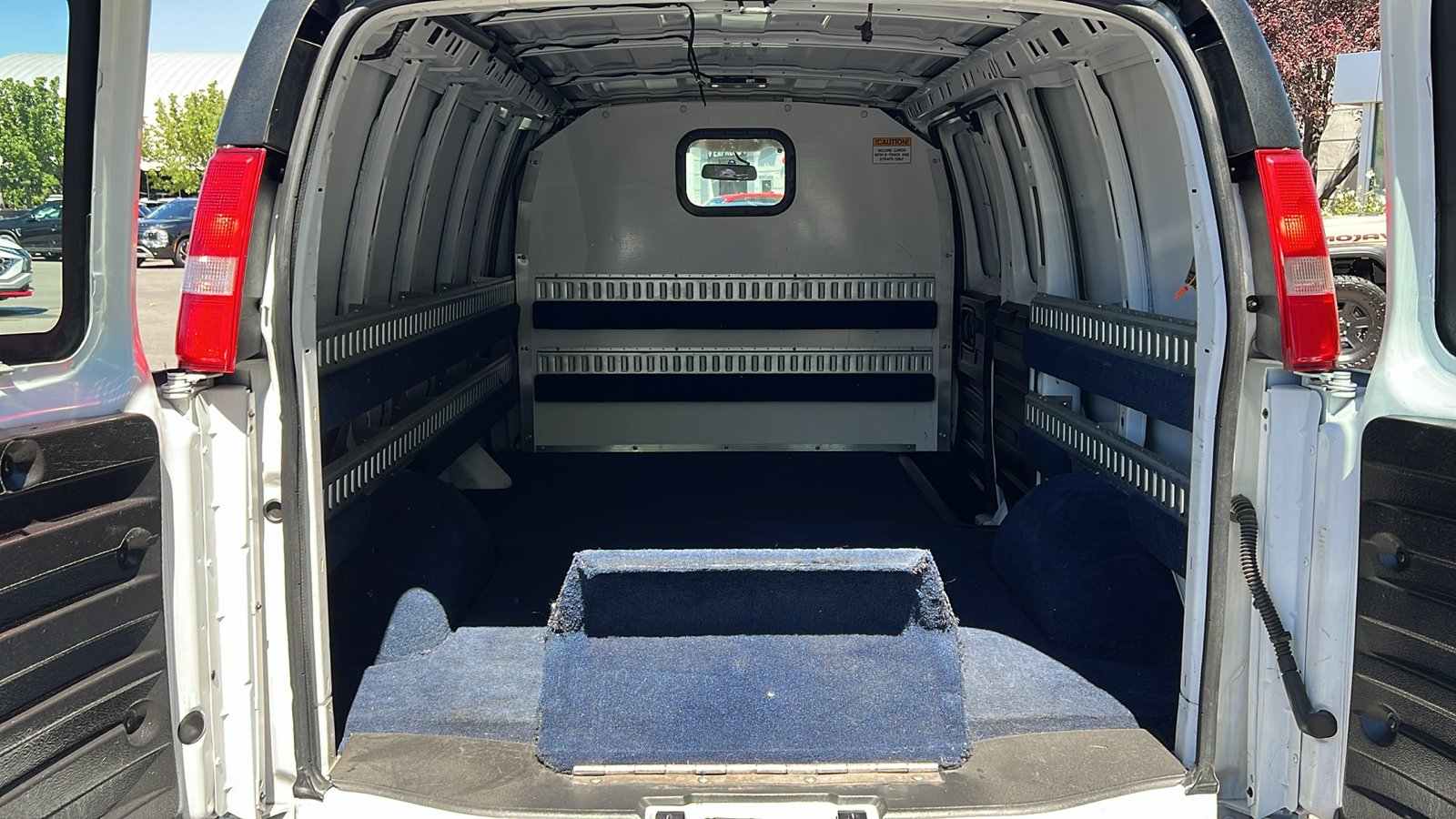 2018 Chevrolet Express Cargo Van 2500 12