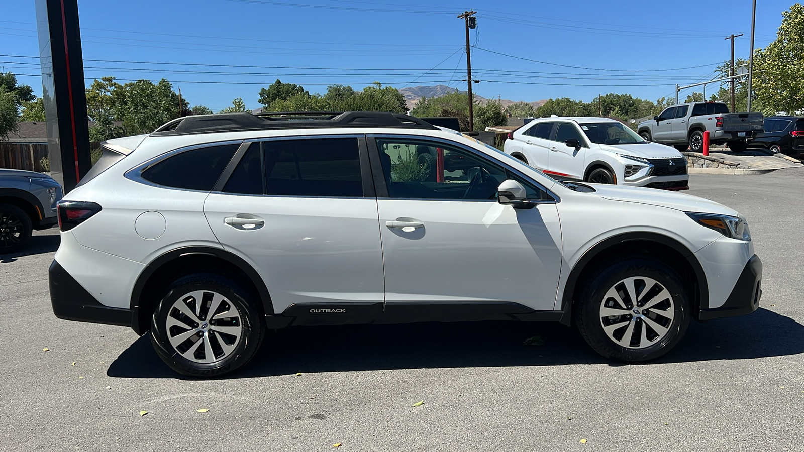 2022 Subaru Outback Premium 2