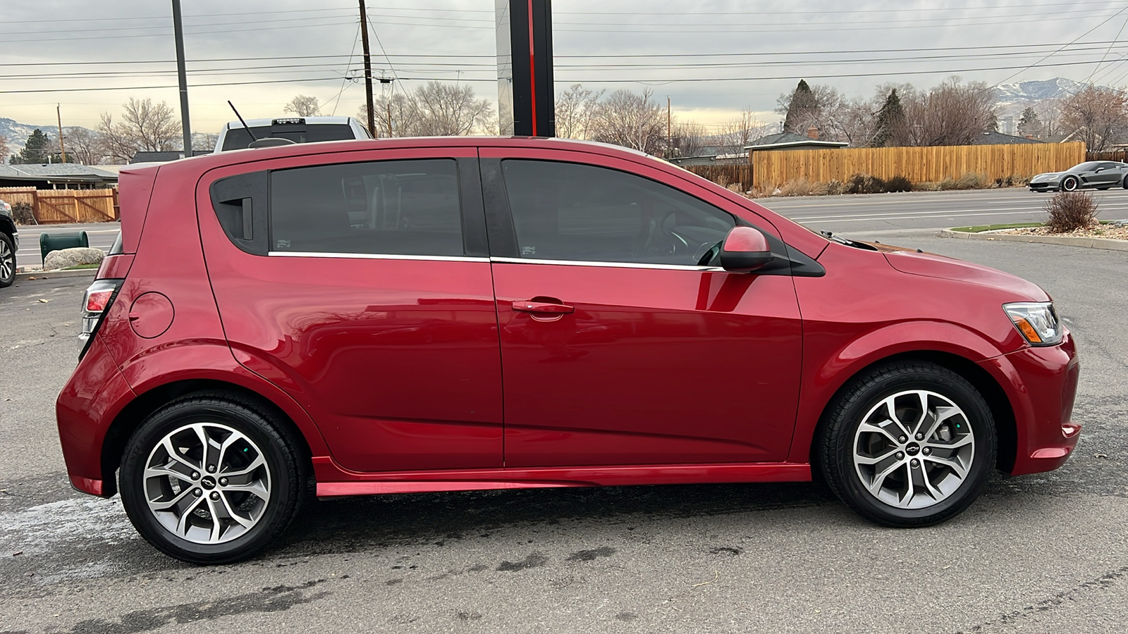 2019 Chevrolet Sonic LT 2