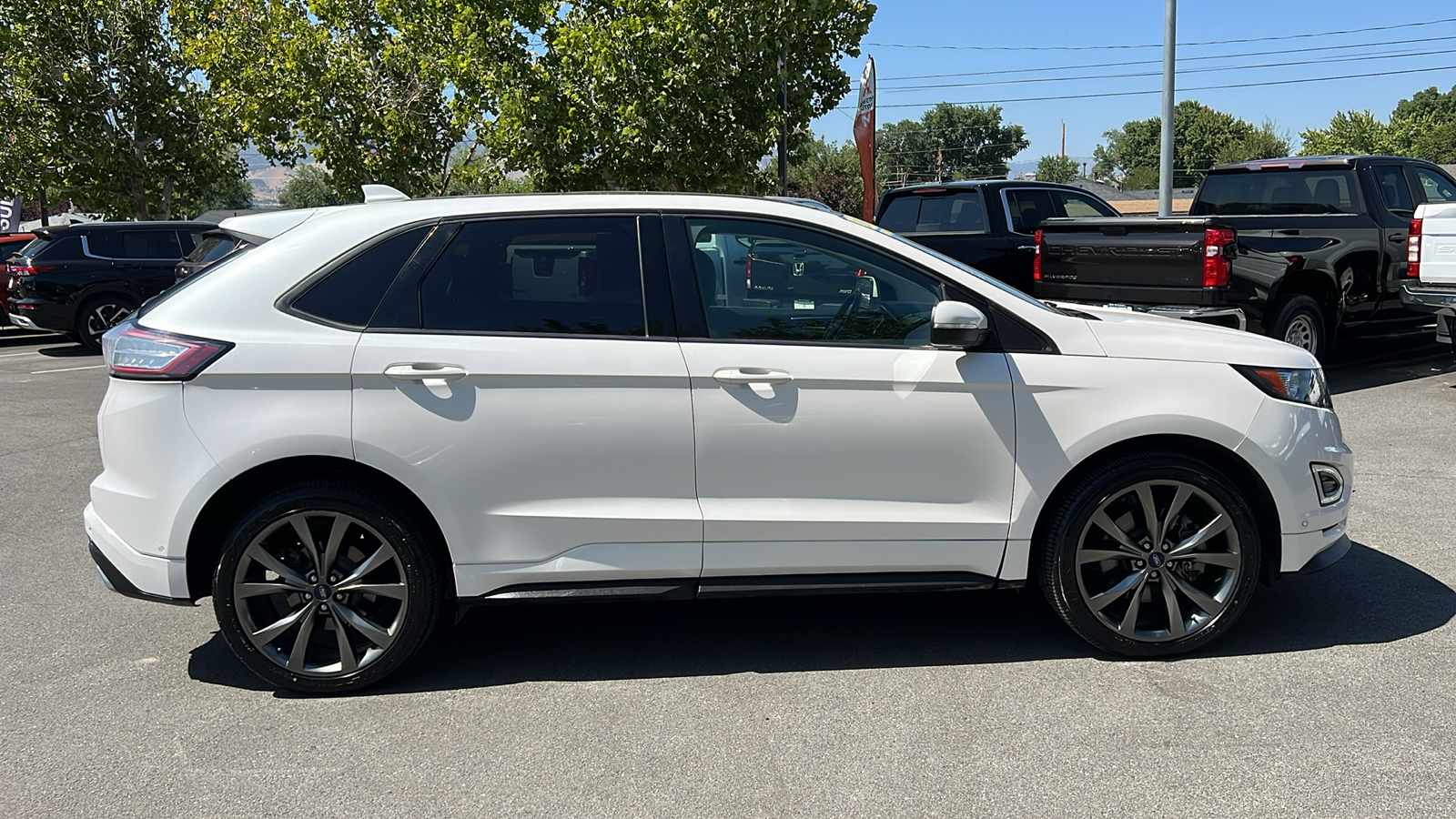 2018 Ford Edge Sport 2