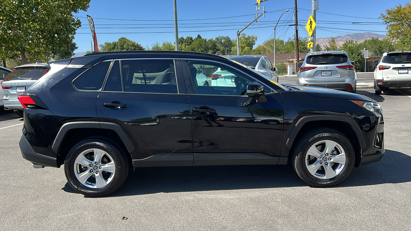 2020 Toyota RAV4 XLE 2