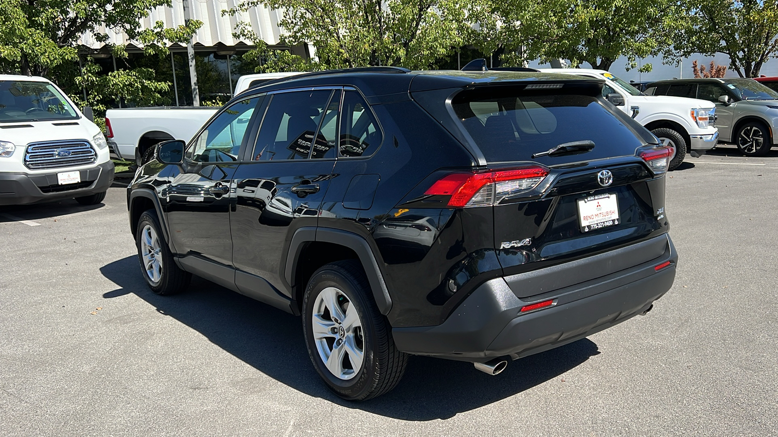 2020 Toyota RAV4 XLE 5