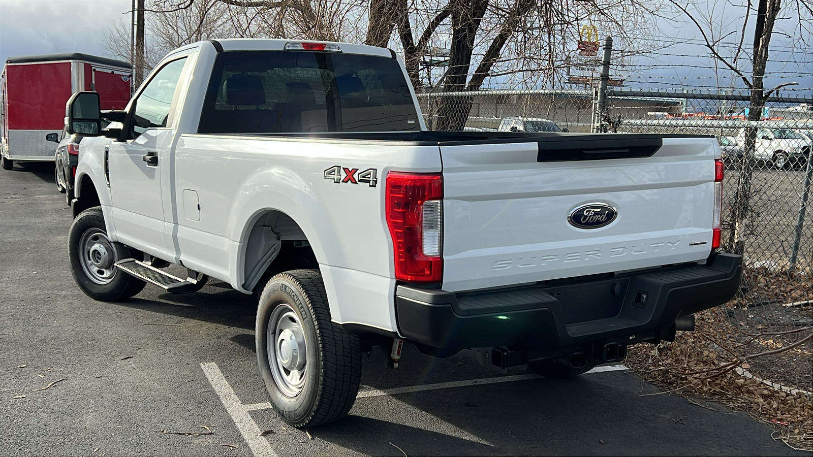 2017 Ford Super Duty F-350 SRW XL 2