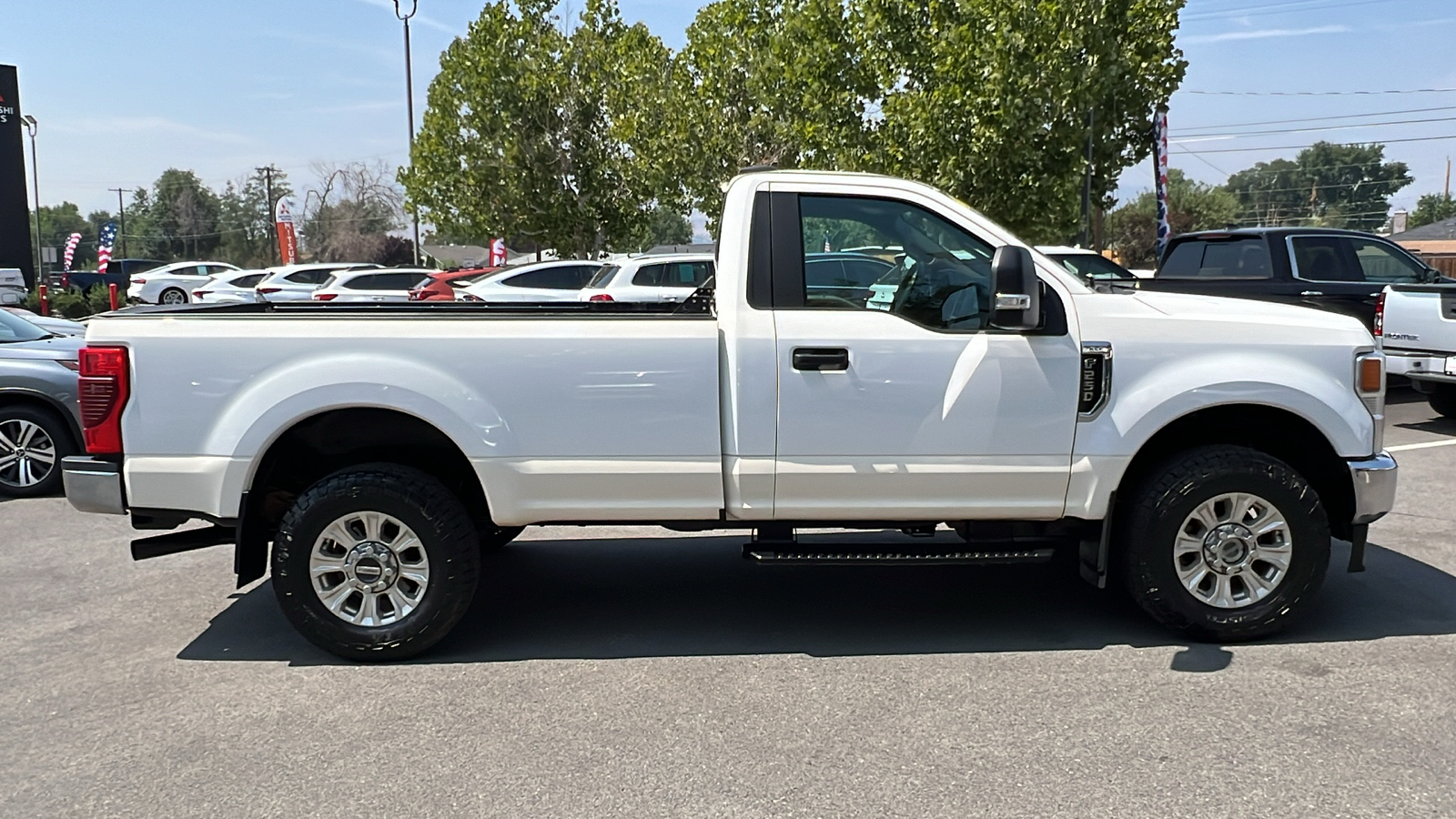 2020 Ford Super Duty F-250 SRW XLT 2