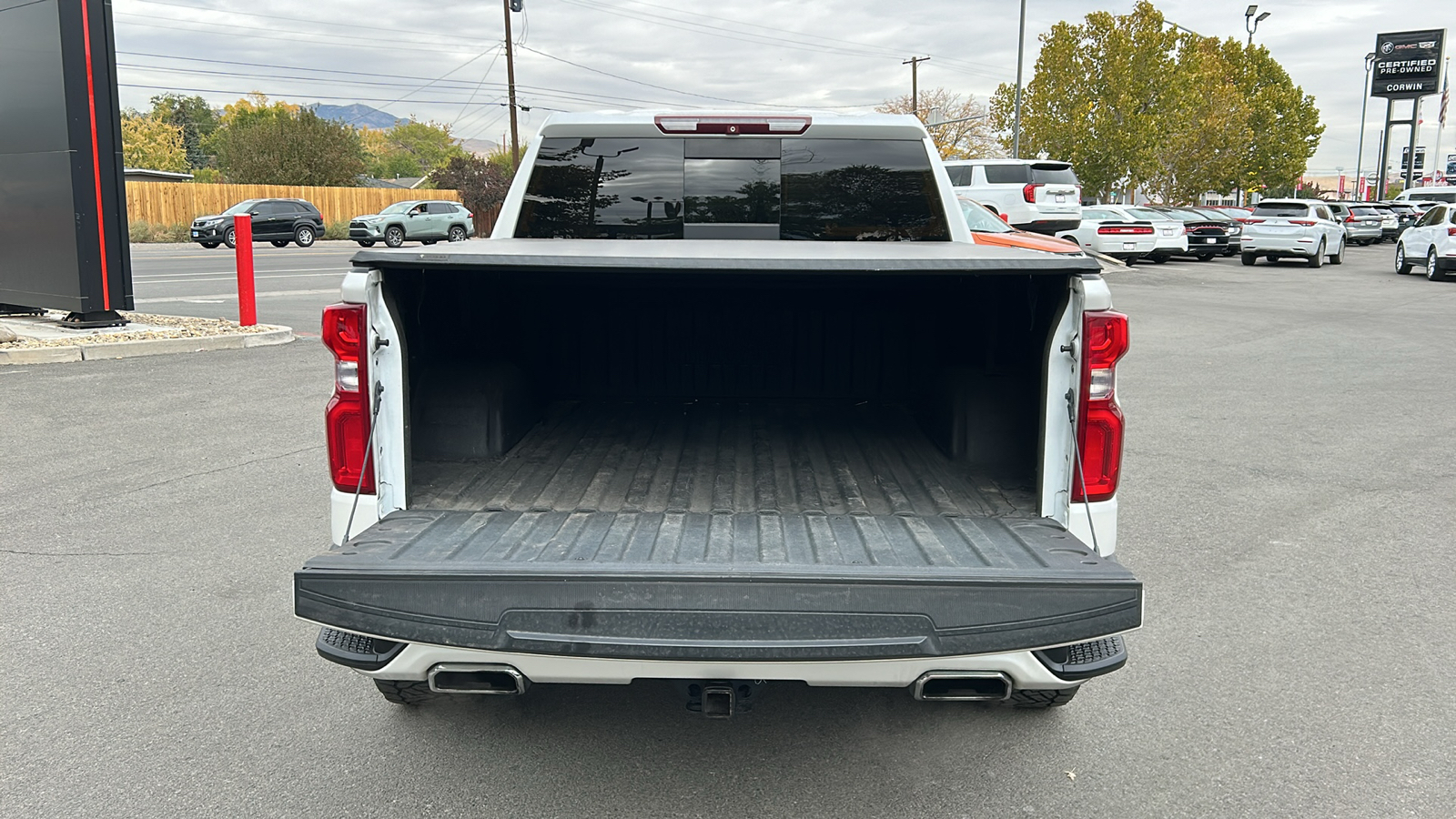 2019 Chevrolet Silverado 1500 High Country 10