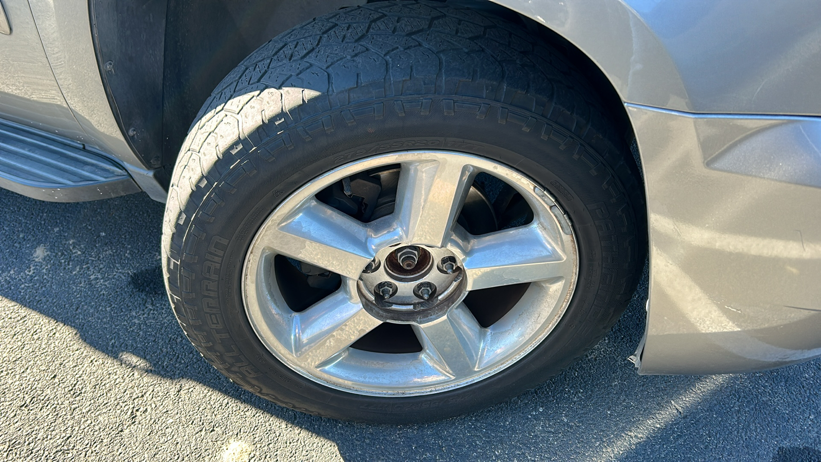 2007 Chevrolet Suburban  2