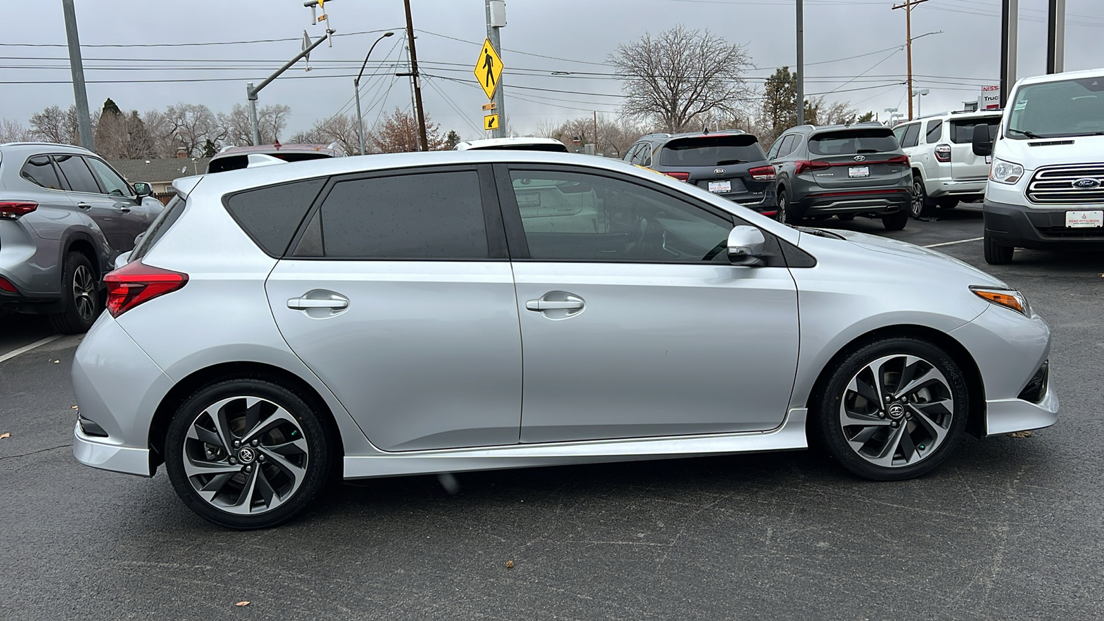 2018 Toyota Corolla iM Base 2