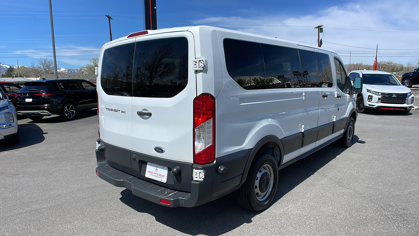 2018 Ford Transit Passenger Wagon 350 XL 3