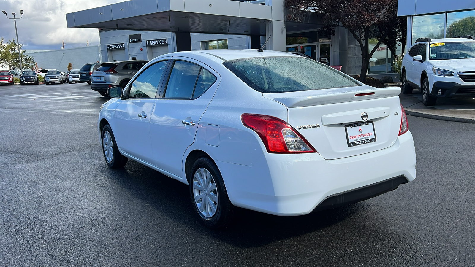 2019 Nissan Versa Sedan SV 5