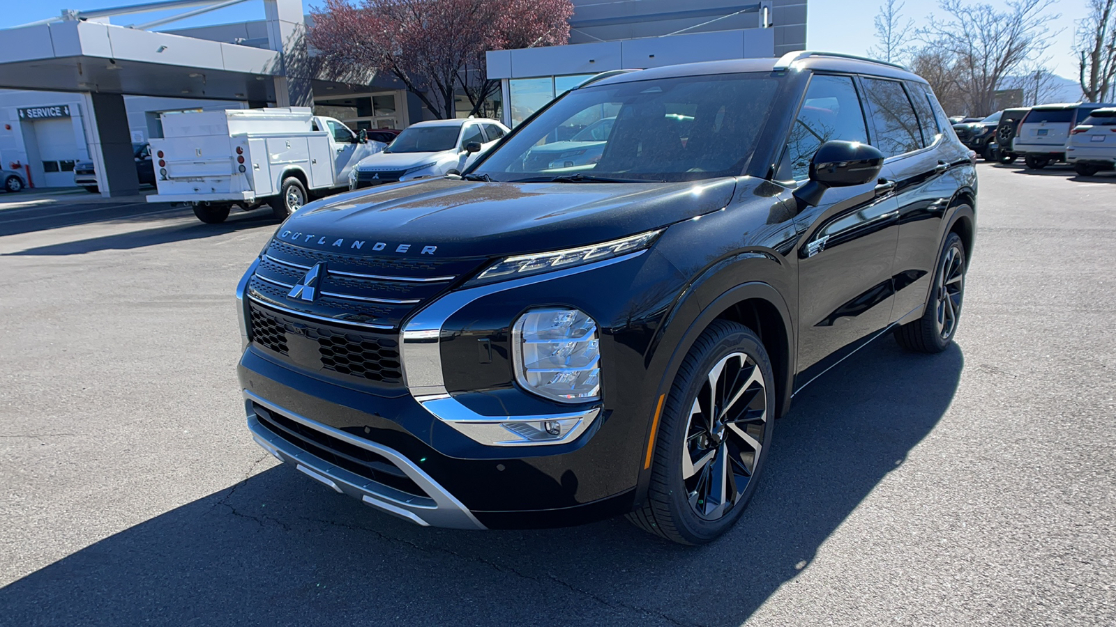 2023 Mitsubishi Outlander PHEV 40th Anniversary 7