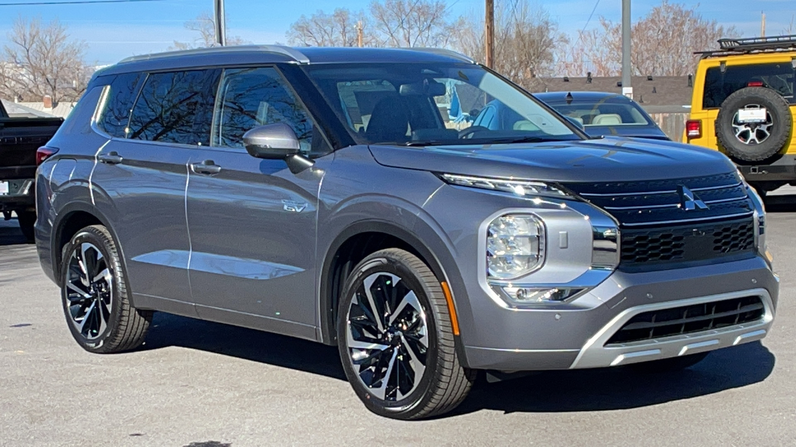 2023 Mitsubishi Outlander PHEV SEL 1