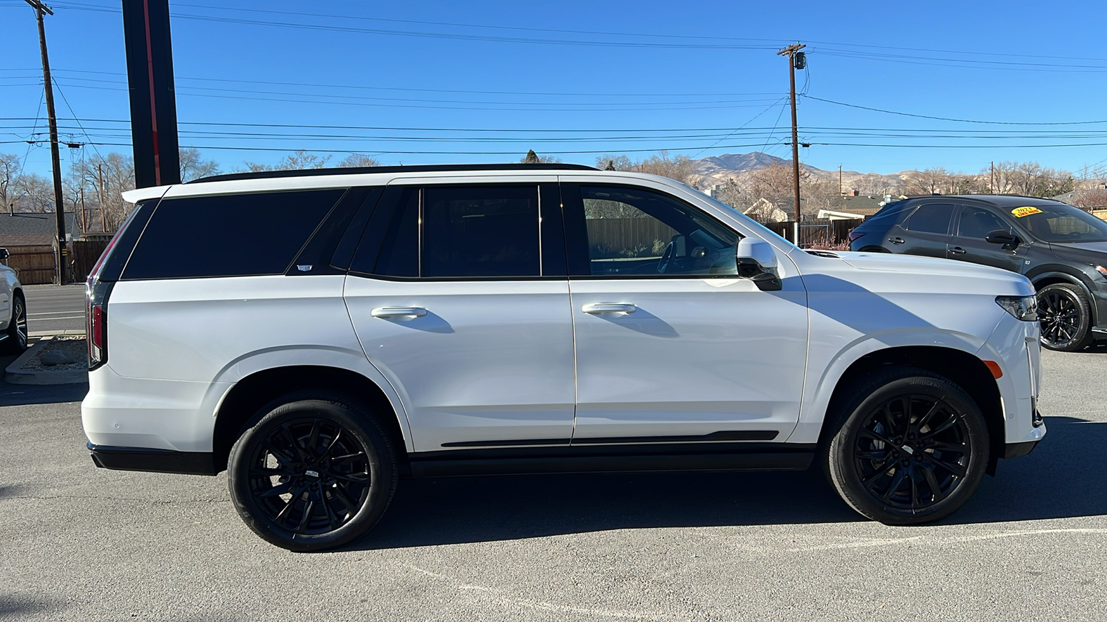 2024 Cadillac Escalade 4WD Sport Platinum 2