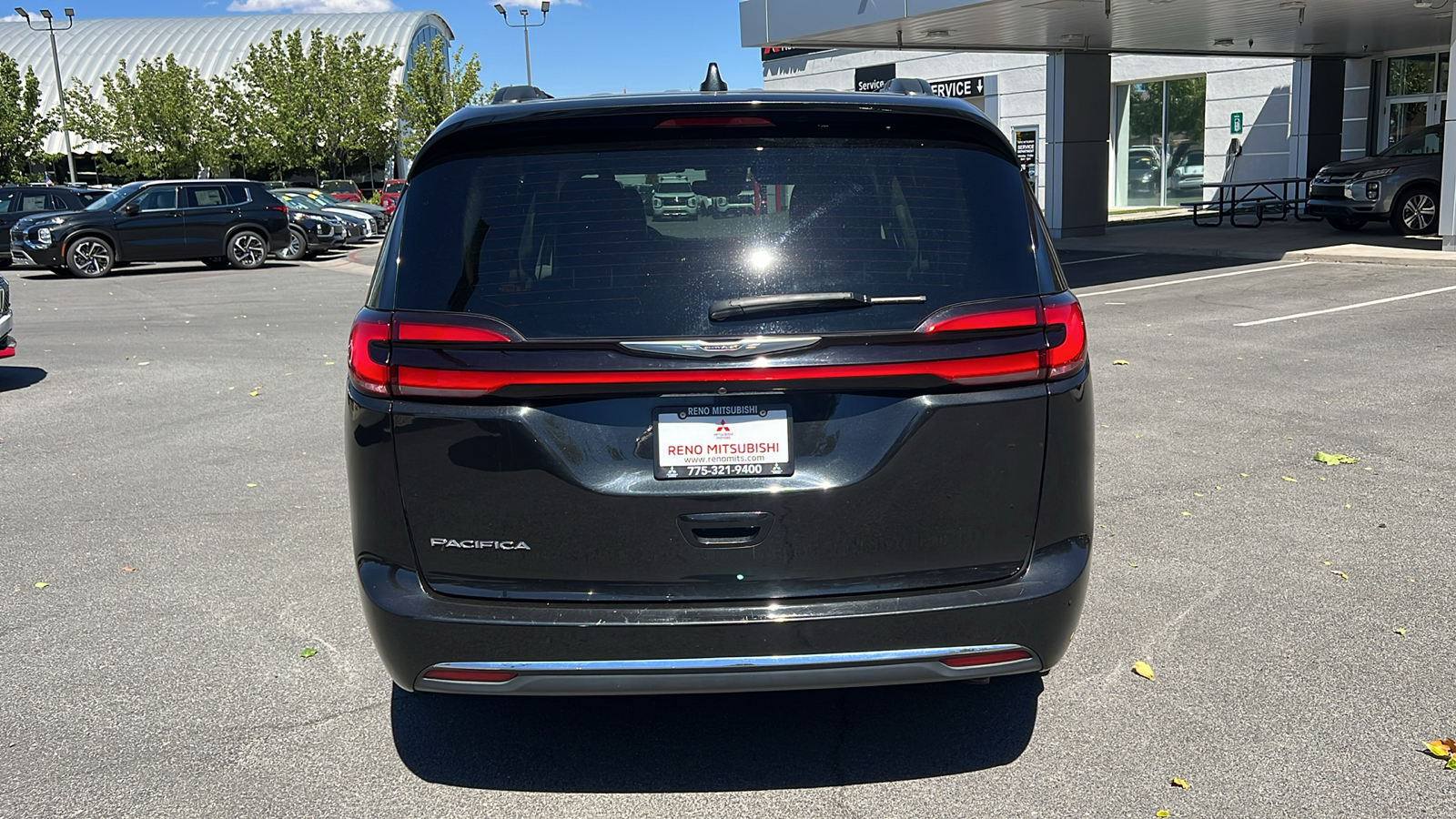 2022 Chrysler Pacifica Touring L 4