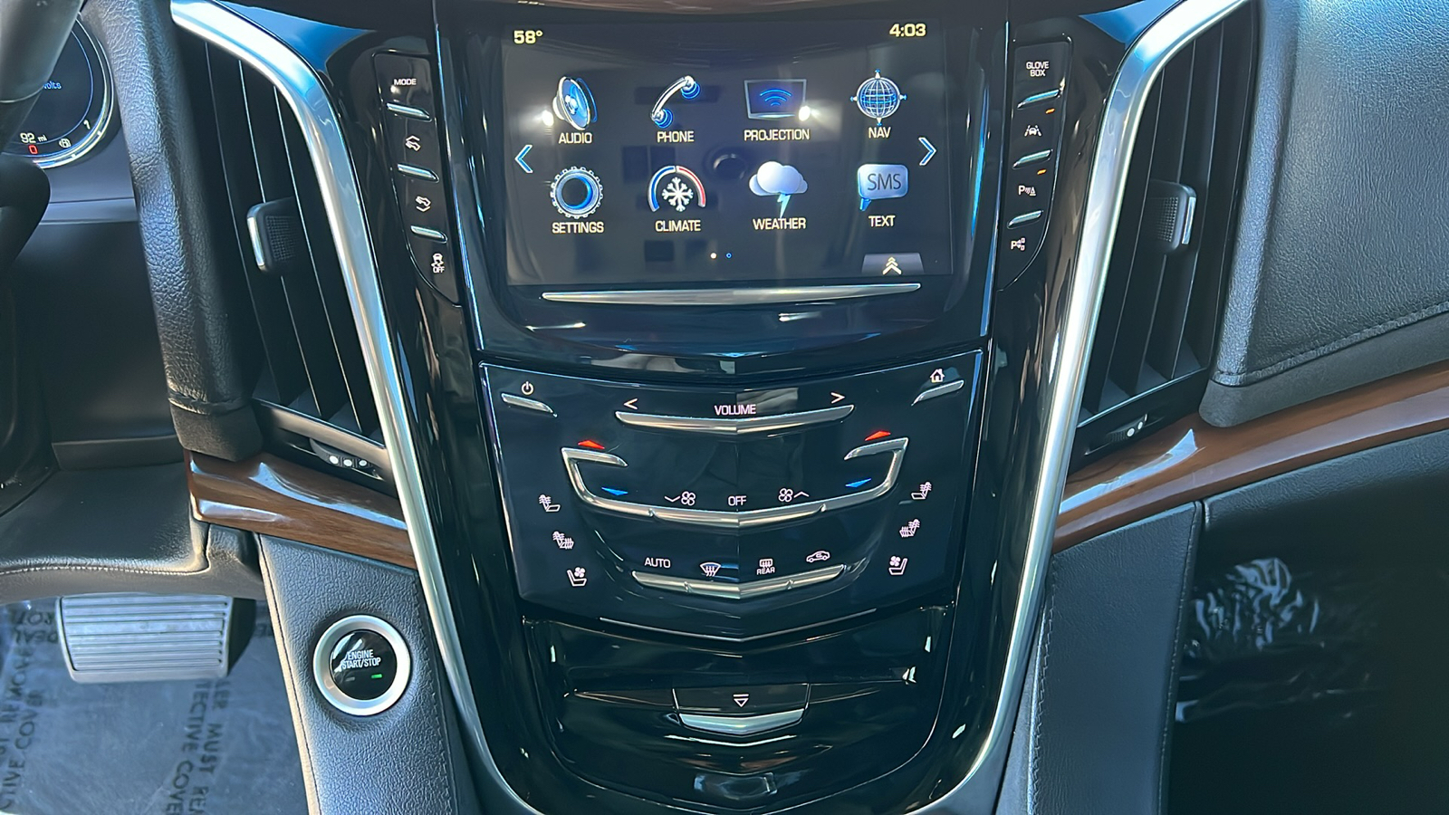 2019 Cadillac Escalade Luxury 25