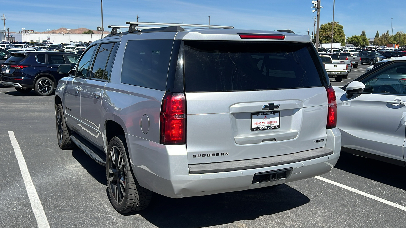 2018 Chevrolet Suburban  3