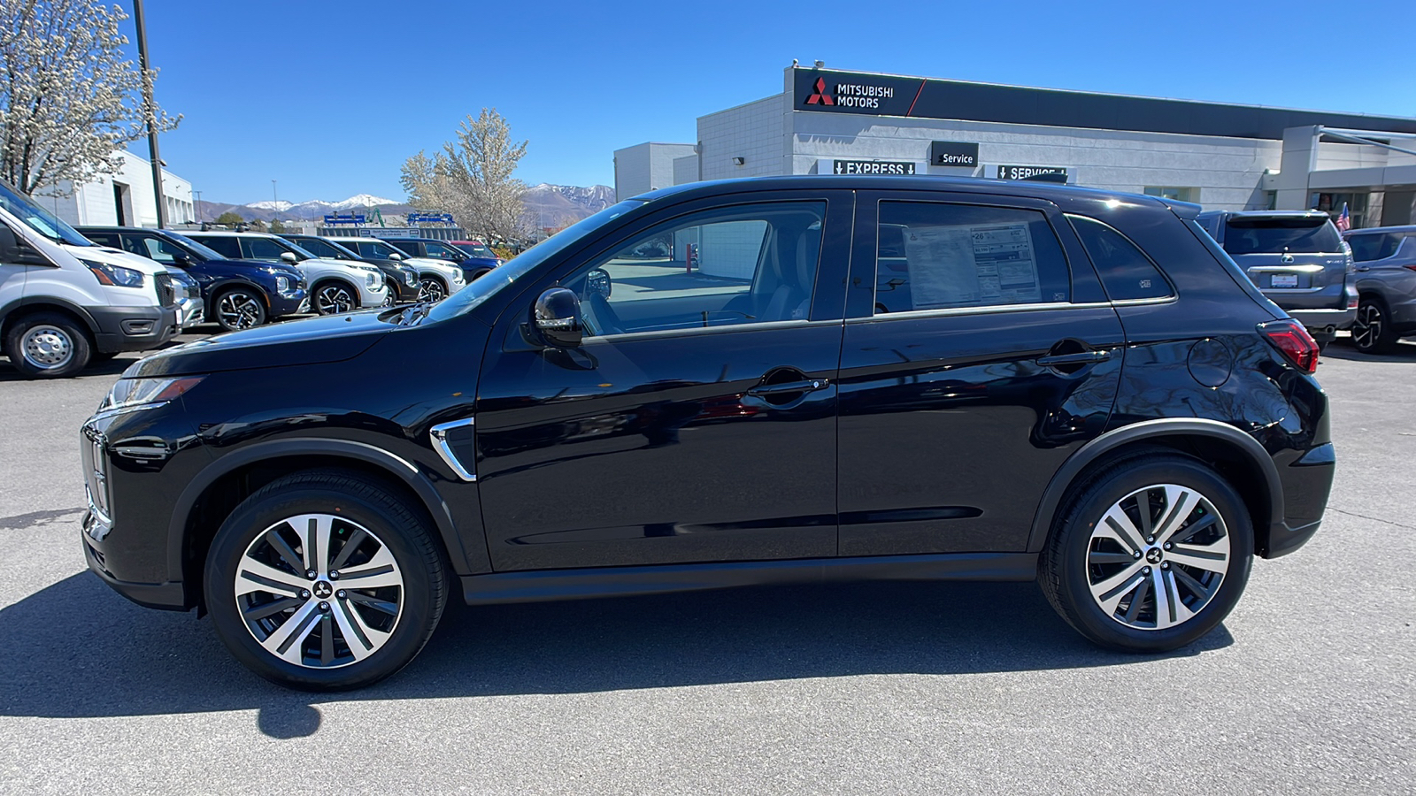 2024 Mitsubishi Outlander Sport SE 6