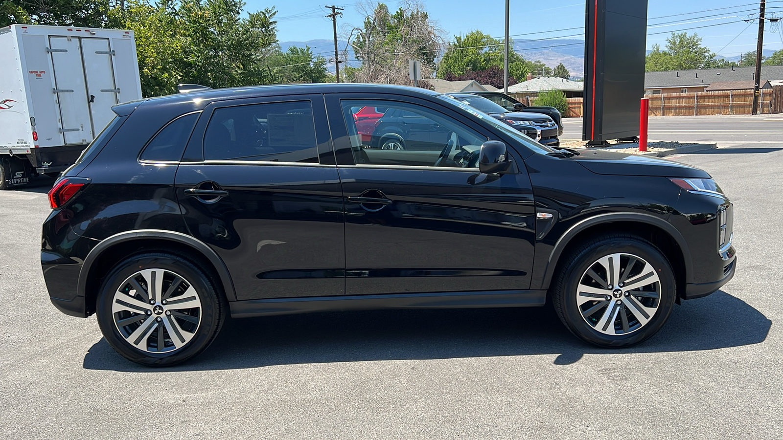 2024 Mitsubishi Outlander Sport ES 2