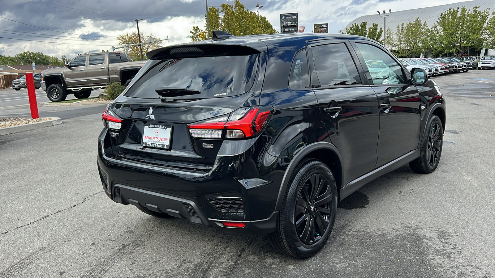 2024 Mitsubishi Outlander Sport LE 3